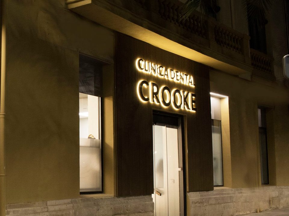 Acceso a la clínica de Alicante